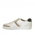Zapato deportivo con cordones para hombre en piel blanca y azul, piel perforada blanca y gamuza beis - Tallas disponibles:  46