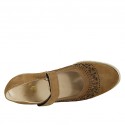 Décolleté da donna con velcro e plantare estraibile in camoscio forato color tabacco tacco 4 - Misure disponibili: 31