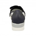 Chaussure pour femmes avec lacets et elastiques en cuir perforé blanc et cuir et cuir lamé bleu talon compensé 3 - Pointures disponibles:  42, 43