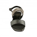 Sandale pour femmes en cuir lamé gris avec strass multicouleurs talon 2 - Pointures disponibles:  32