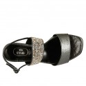 Sandalo da donna in pelle laminata grigia con strass colorati tacco 2 - Misure disponibili: 32