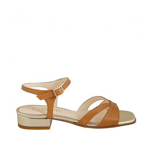Sandale pour femmes en cuir cognac et cuir verni platine avec courroie talon 2 - Pointures disponibles:  32