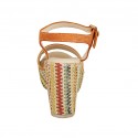 Sandalia para mujer con plataforma y cinturon en gamuza, piel laminada naranja y platino y tejido multicolor cuña 9 - Tallas disponibles:  42, 43