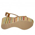 Sandale pour femmes avec plateforme en daim cognac et talon compensé multicouleur 9 - Pointures disponibles:  42