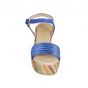 Sandalo da donna in camoscio e pelle laminata blu e tessuto multicolore con cinturino, plateau e zeppa 9 - Misure disponibili: 32, 33, 34, 42, 43, 44, 45