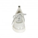 Chaussure à lacets pour femmes en daim gris et cuir lamé argent talon compensé 3 - Pointures disponibles:  42