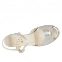 Sandale pour femmes avec courroie et plateforme en cuir lamé argent talon 9 - Pointures disponibles:  42