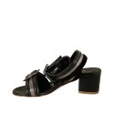 Sandalo da donna con fibbie in pelle e camoscio nero e pelle laminata piombo tacco 5 - Misure disponibili: 32
