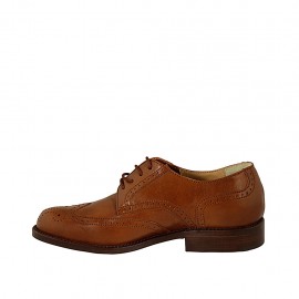 Scarpa derby stringata da uomo con lavorazione Brogue in pelle color cuoio - Misure disponibili: 36, 37, 38, 46, 47, 48, 49, 50, 52 2