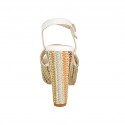 Damensandale mit Riem und Plateau aus weissem und platinlaminiertem Leder und buntem Stoff Absatz 12 - Verfügbare Größen:  31, 32, 33, 34, 42, 43, 44