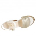 Damensandale mit Riem und Plateau aus weissem und platinlaminiertem Leder und buntem Stoff Absatz 12 - Verfügbare Größen:  31, 32, 33, 34, 42, 43, 44