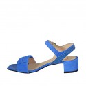﻿Sandale pour femmes avec courroie en daim et cuir imprimé bleuet talon 4 - Pointures disponibles:  44