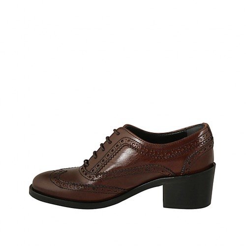 Scarpa stringata da donna modello Oxford in pelle marrone tacco 5