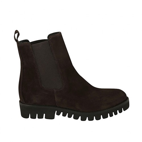 Botines para mujer con elasticos en gamuza marron tacon 3