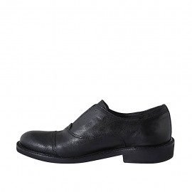 Men's highfronted shoe with rubber band and captoe in black leather  - Available sizes:  38, 47, 50 2