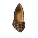 Zapato de salon a punta para mujer en gamuza escocésa marron y beis tacon 6 - Tallas disponibles:  43