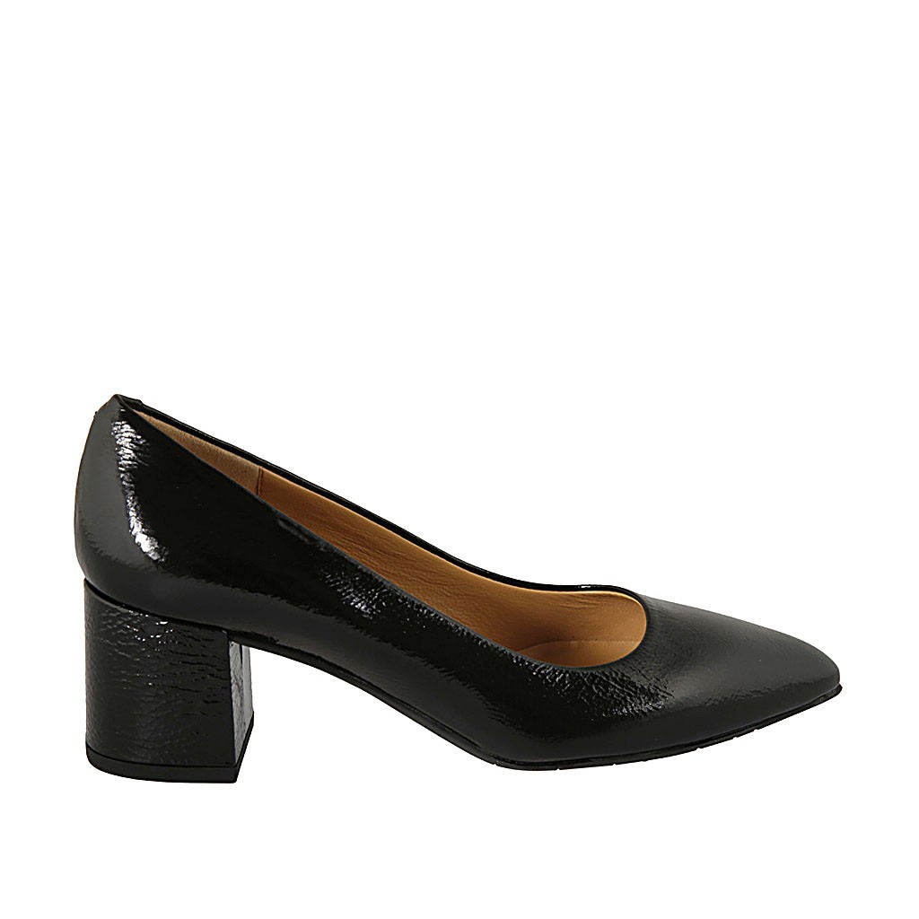 Zapato de salon para mujer en charol negro tacon 5