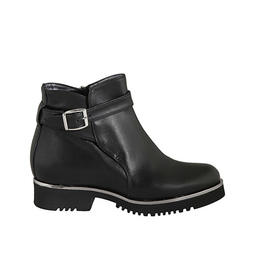 Woman's ankle boot in black leather with buckle and zipper heel 3 - Available sizes:  32