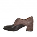 Zapato derby para mujer con cordones en gamuza gris pardo y piel marron tacon 6 - Tallas disponibles:  42