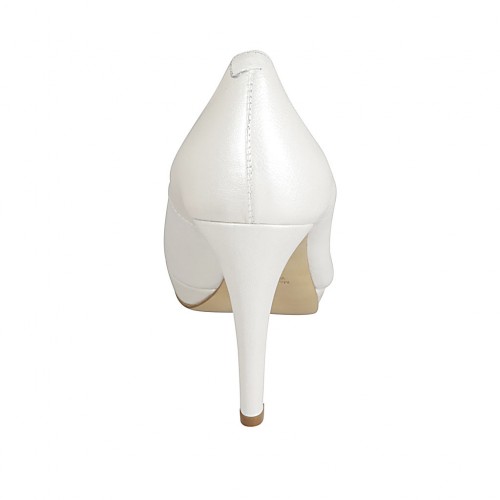 Escarpins Talons Hauts Peacocks Ivoire - Taille 9 US - Occasion - Tissu