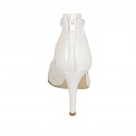 Zapato abierto para mujer en piel perlada de color marfil con cremallera posterior tacon 9 - Tallas disponibles:  32, 42, 43