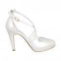Chaussure ouverte pour femmes en cuir ivoire perlé avec courroie, plateforme et talon 10 - Pointures disponibles:  31, 43, 45