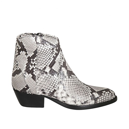 Woman's texan ankle boot with zipper...