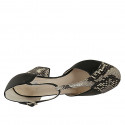 Chaussure ouverte pour femmes en cuir noir et imprimé noir et beige avec courroie salomé talon 7 - Pointures disponibles:  42