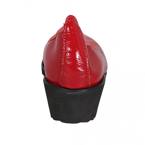 Zapato de salon para mujer en charol rojo cuña 4