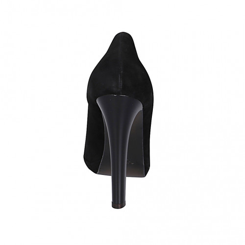 Decolté da donna in camoscio nero con plateau tacco 11