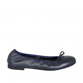 Mocasino con elastico y borlas para mujer en piel color negro tacon 1
