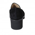 Scarpa accollata da donna con elastici, borchie e catena in camoscio nero tacco 5 - Misure disponibili: 43
