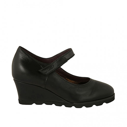 Woman's pump with velcro strap and removable insole in black leather wedge heel 6 - Available sizes:  42