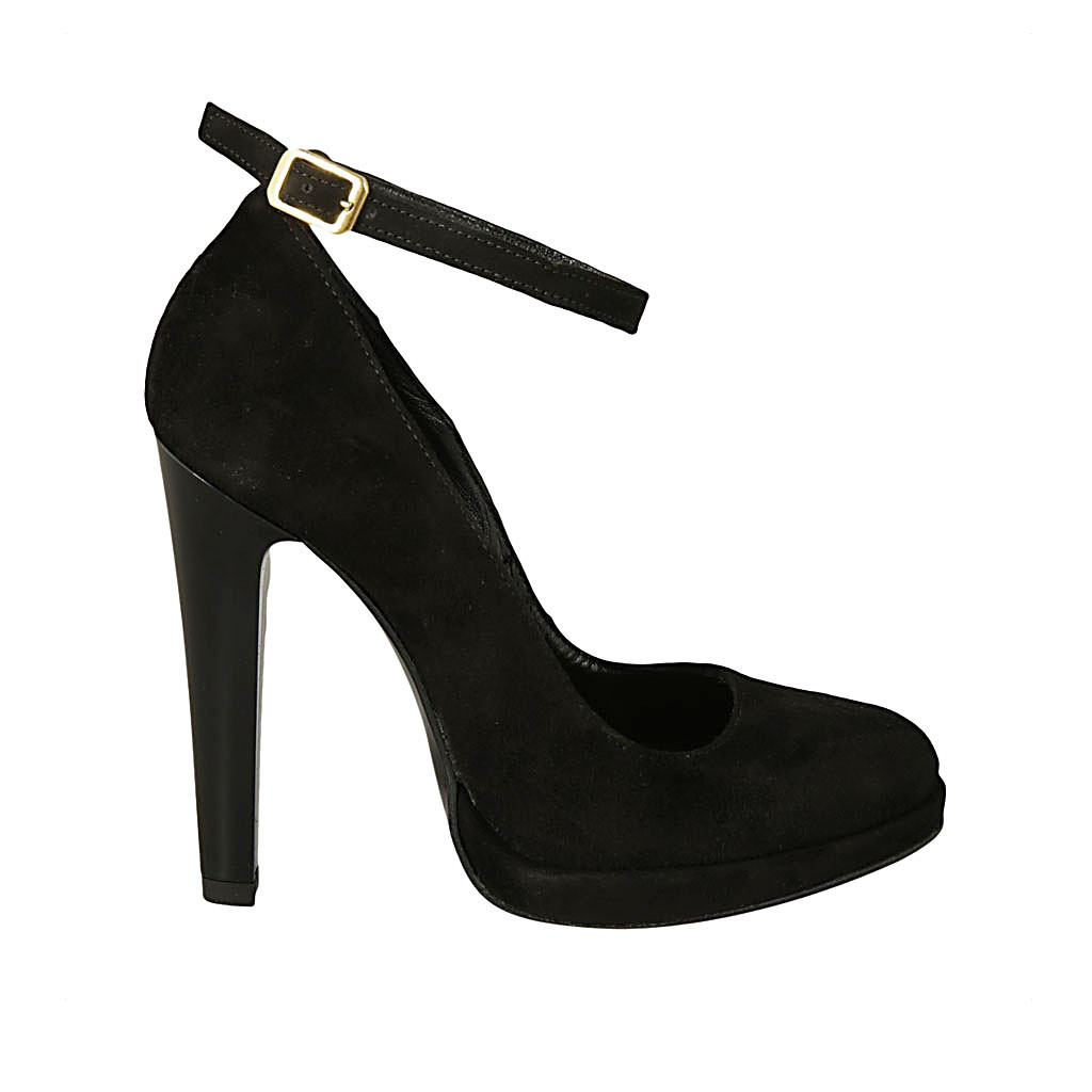 black platform pump