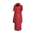 Stivaletto da donna con fibbia e cerniera in camoscio rosso tacco 6 - Misure disponibili: 32