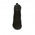 Stivaletto da donna con cerniera, borchie e fibbia in camoscio nero tacco 7 - Misure disponibili: 42, 43