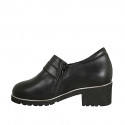 Chaussure à cou-de-pied haut pour femmes avec elastique, fermeture éclair et boucle en cuir noir talon 5 - Pointures disponibles:  44