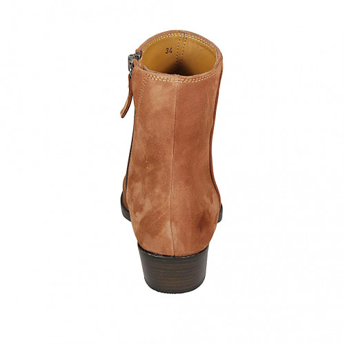 Botines tejanos para mujer con cremallera en gamuza brun claro tacon 4
