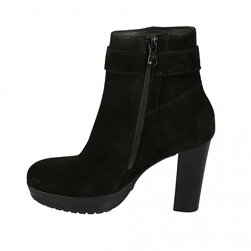 Botin para mujer con plataforma, cremallera y hebilla en gamuza negra tacon  9