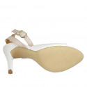 Sandalia para mujer en piel blanca y charol nude con cinturon al tobillo tacon 9 - Tallas disponibles:  46