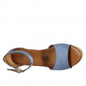 Scarpa aperta da donna con cinturino e plateau in pelle azzurra zeppa 7 - Misure disponibili: 43