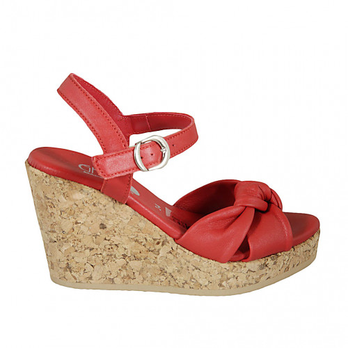 Sandale pour femmes avec courroie, plateau et nœud en cuir rouge talon compensé 9 - Pointures disponibles:  42, 43