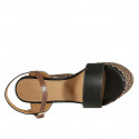 Sandalo da donna con cinturino e plateau in pelle nera e marrone con zeppa intrecciata 12 - Misure disponibili: 42, 43
