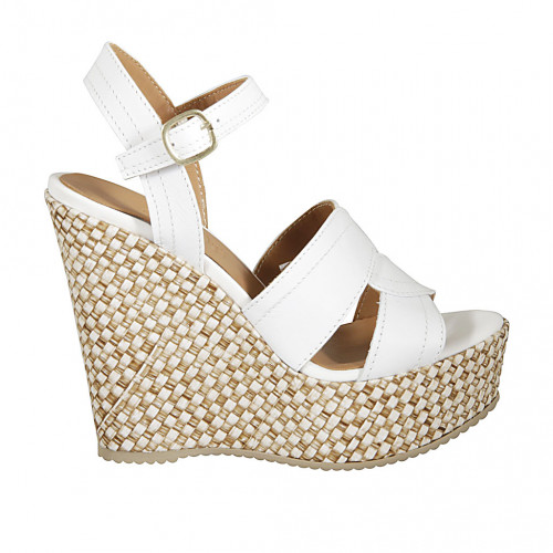 Sandale pour femmes avec courroie et plateforme en cuir blanc avec talon compensé tressé 12 - Pointures disponibles:  43