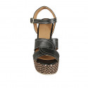 Sandale pour femmes avec courroie et plateforme en cuir noir avec talon compensé tressé 12 - Pointures disponibles:  43