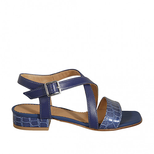 ﻿Sandalia para mujer con cinturon cruzado en piel y piel estampada azul aciano tacon 3 - Tallas disponibles:  32