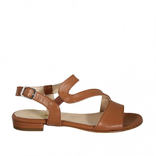 Woman's sandal in light brown leather...