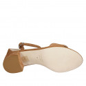 Escarpin ouvert pour femmes avec courroie en daim cognac talon 4 - Pointures disponibles:  43, 44