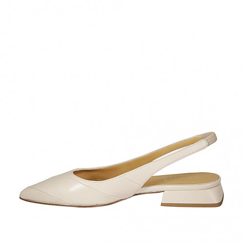 pointy slingback pump with elastic 