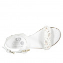Sandale pour femmes en cuir blanc et raphia tressé blanc, platine et cuivre avec courroies et talon 2 - Pointures disponibles:  33